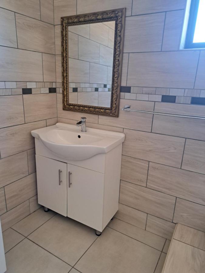 Onyx Villa Кимбърли Екстериор снимка